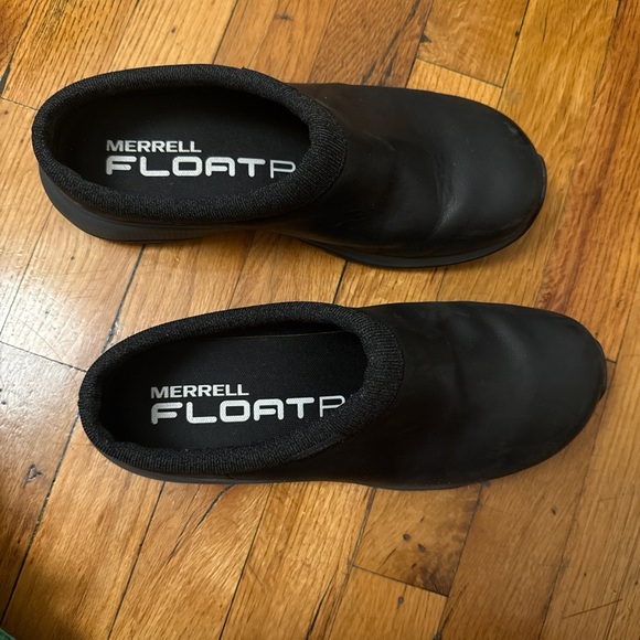 Black floatpro Merrell Clogs - Picture 3 of 5
